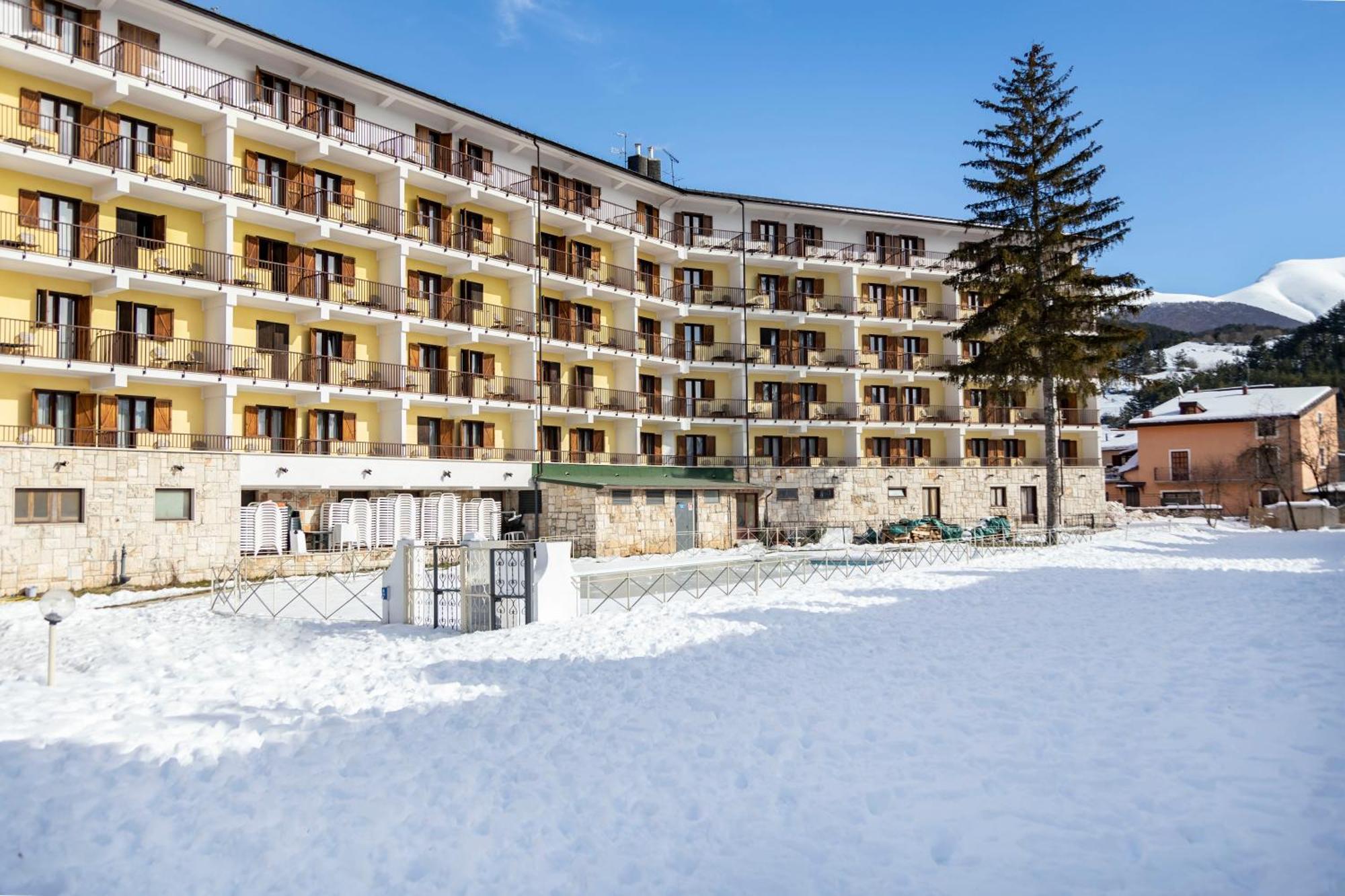 Grand Hotel Del Parco Pescasseroli Eksteriør bilde